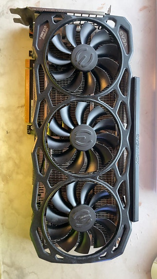 EVGA GeForce 1080-TI 3 Tuuletinta