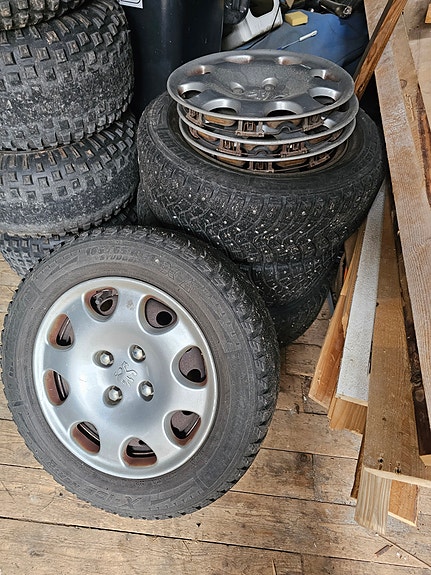 4x108 165x65R14, nastarenkaat
