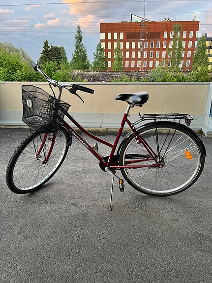 Merida naisten polkupyörä 28''