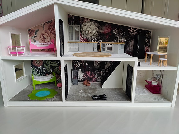 Lundby nukkekoti + lundby nukkekodin tavaroita