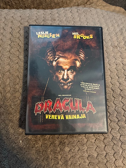 Dracula – Verevä vainaja DVD-elokuva