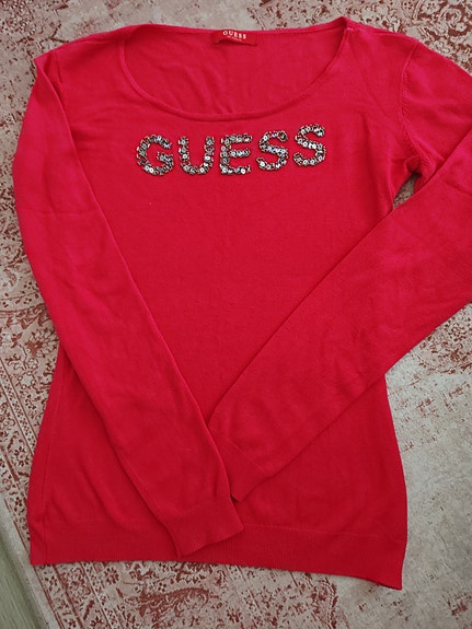 Guess neule