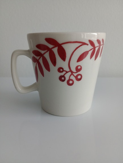 Kultakeramiikka muki, design Katja Saario