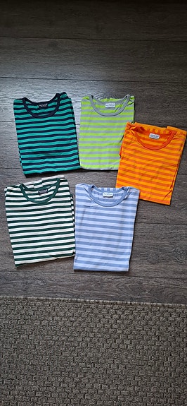 Marimekko t-paitoja paitoja 150 / 152
