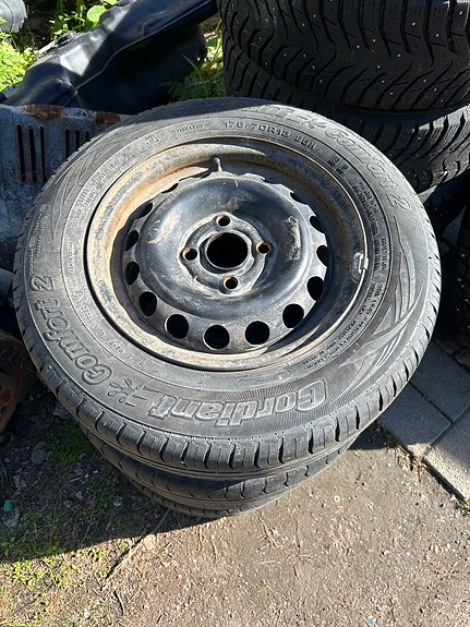 Opel 14” peltivanteet kesärenkailla