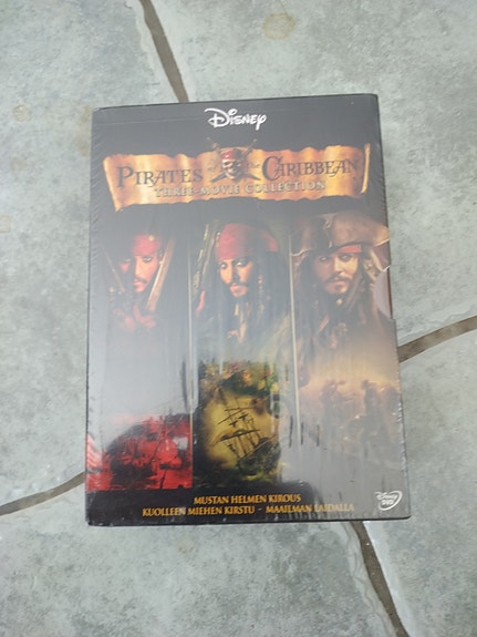 Disney Pirates of the Caribbean DVD-boksi