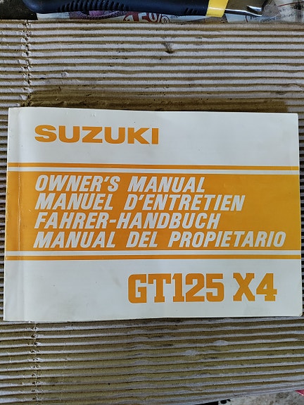 Suzuki GT 125 X4 käyttöohjekirja