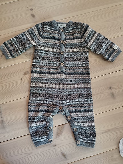 Newbien haalari 62