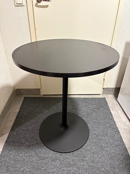 Pieni pyöreä pöytä 65cm + tuolit 3kpl