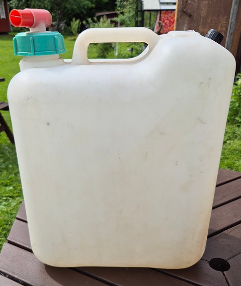 Vesikanisteri 20 l