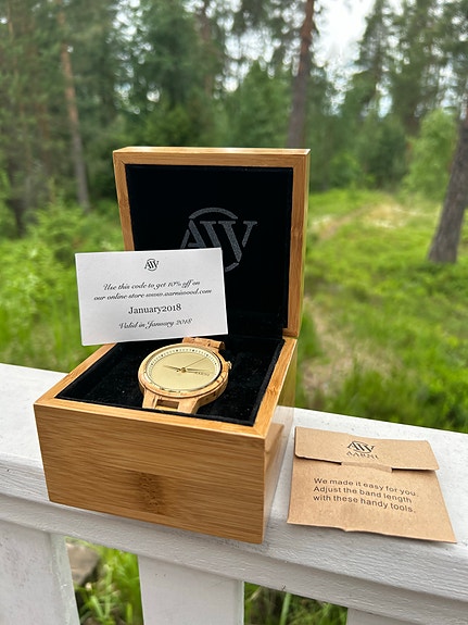 Aarni puinen rannekello unisex
