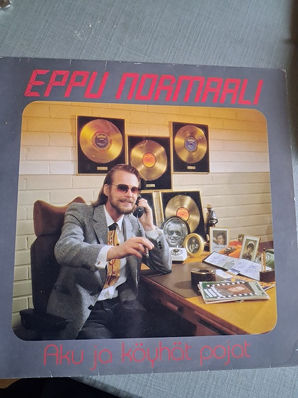 EPPU NORMAALI Aku ja köyhät pojat
