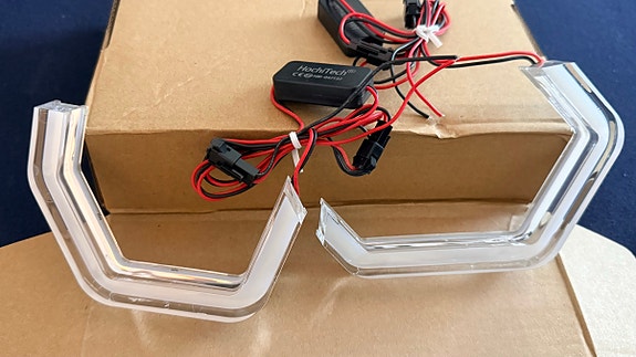 BMW LED päiväajovalot / ajovalojen valokehät