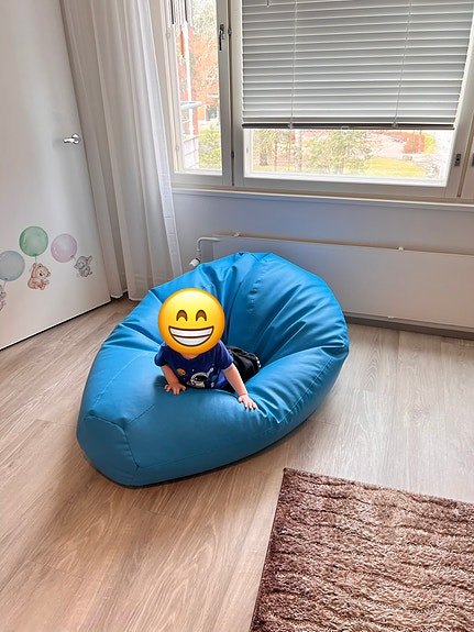 Iso säkkituoli