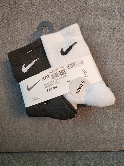 Nike sukat 6kpl koko 23,5-27 UUDET