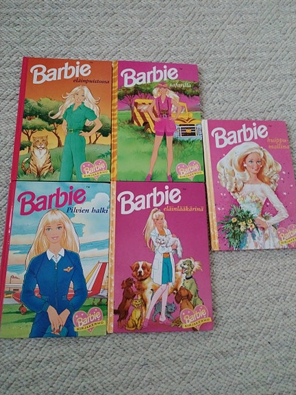 Barbie kirjat kaikki yhteensä