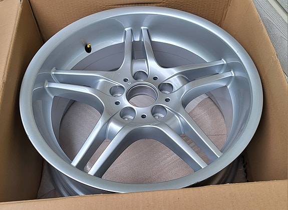 1kpl "uusi" BMW Style 125 8,5x19" ET18
