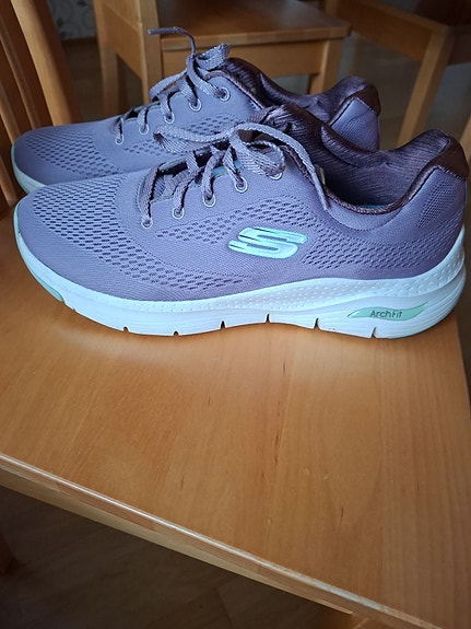 Skechers lenkkarit 41