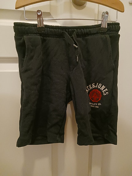 Jack & Jones poikien college-shortsit koko 140 cm musta