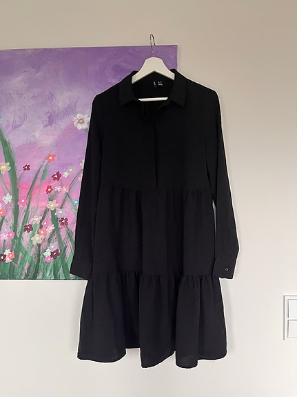 Vero Moda musta mekko