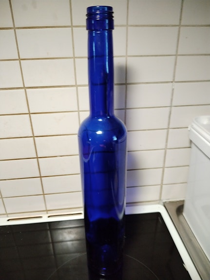 Sininen pullo