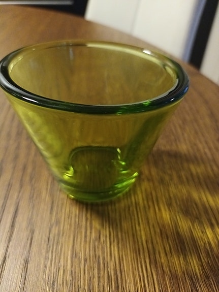 Pentik lasi/tuikkukippo ø 9 cm, korkeus 7,5 cm