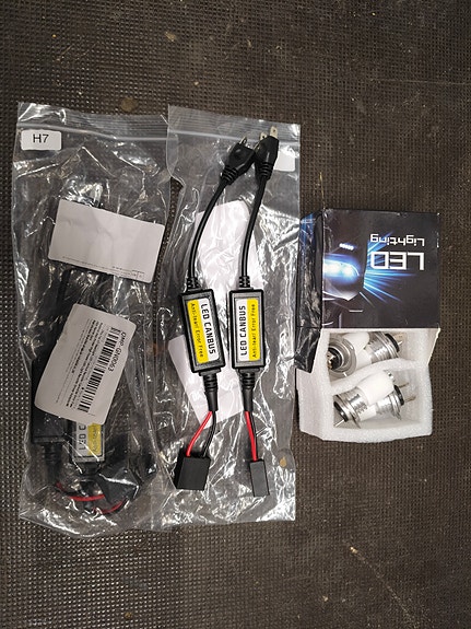 H7 led polttimot+ Can bus vastukset 4kpl, uudet