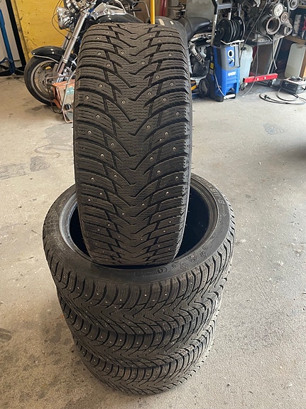 225/40r18 nastarenkaat