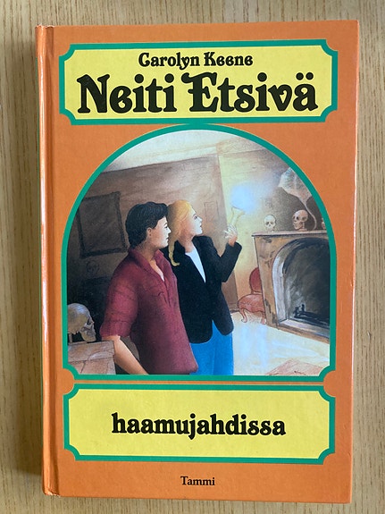 Keene: Neiti etsivä haamujahdissa