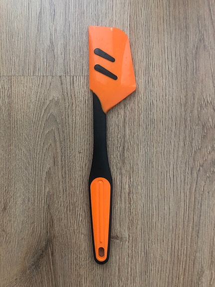 Tupperware silikoni spatula