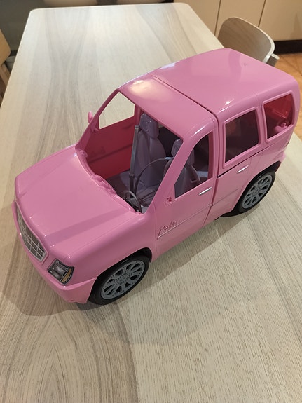 Barbie matkailuauto