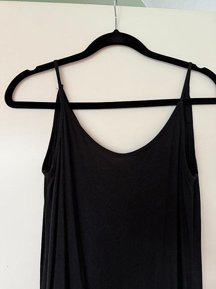 Gina Tricot musta maksimekko, S