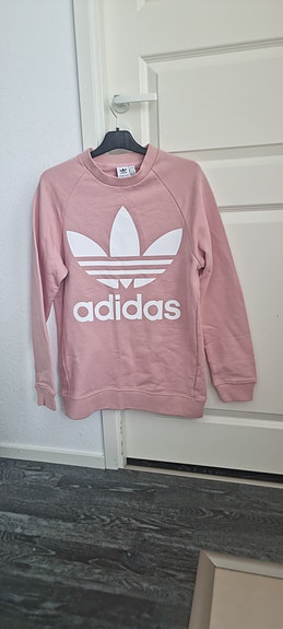 Adidas collegepaita