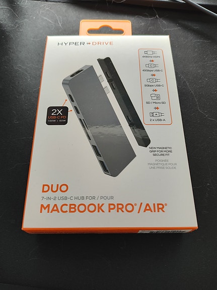 Hyperdrive Duo Macbook Pro/Air 7-in-1 USB hubi