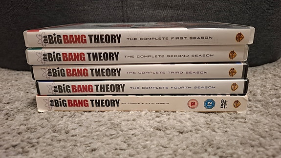 The Big Bang Theory DVD-boksit kaudet 1–4 + 6