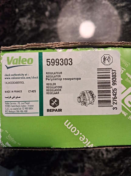 VALEO laturin jännitteensäädin 599303