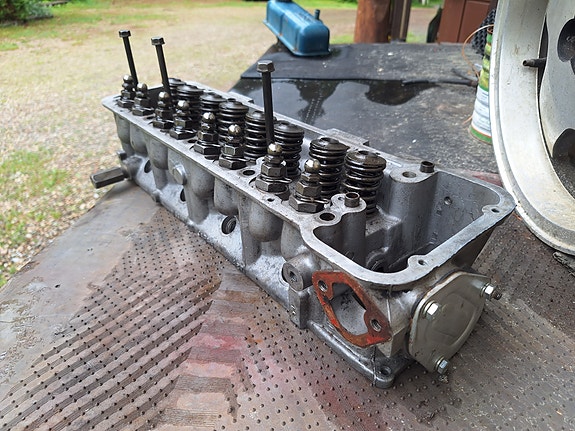 Datsun 1600 virityskansi L16