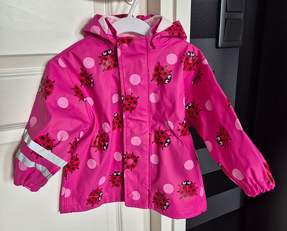 Lindex sadetakki, koko 86 cm