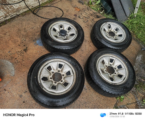 Bridgestone c hiace 4x4 vanne alkuperäinen rengas