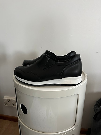 Pomar+ kävelykengät 37, uudet