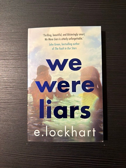 We Were Liars - pokkari (englanninkielinen kirja)