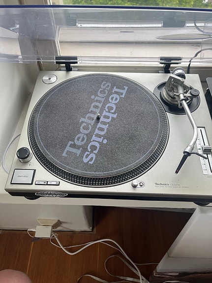 Technics SL-1200 levysoitin