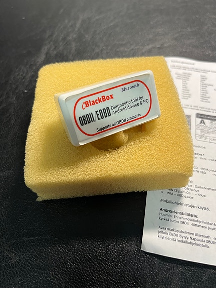 OBDII/EOBD Blackbox, Android/PC Bluetooth, geneerinen OBD adapteri
