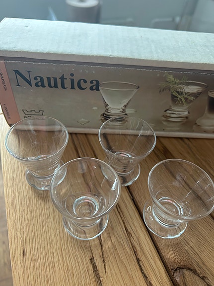 Arabia Nautica lasit