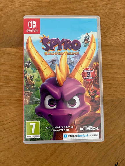 Nintendo Switch Spyro Reignited Trilogy peli