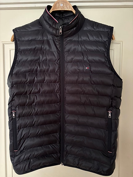 Tommy Hilfiger toppaliivi
