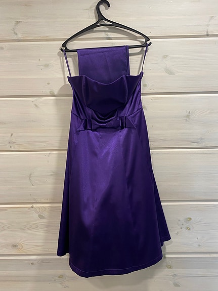 satiininen iltapuku M violetti