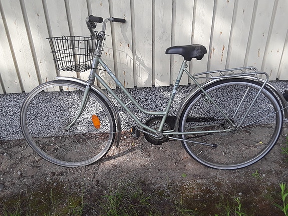 Nopsa Naisten kaupunkipyörä