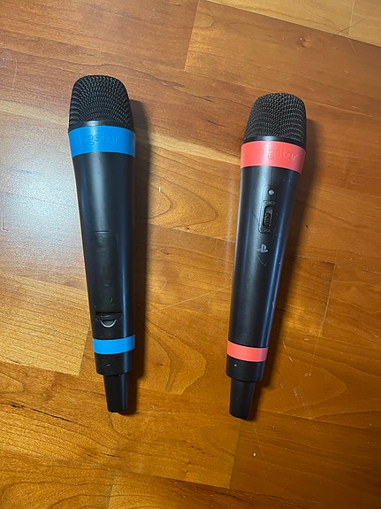 Langattomat SingStar mikrofonit (2 kpl)