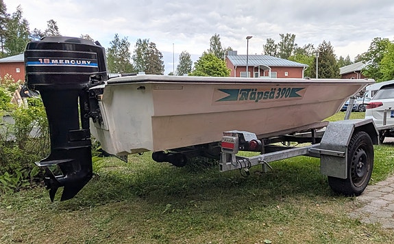 Näpsä 390 ja Mercury 18hv, korjattavaksi